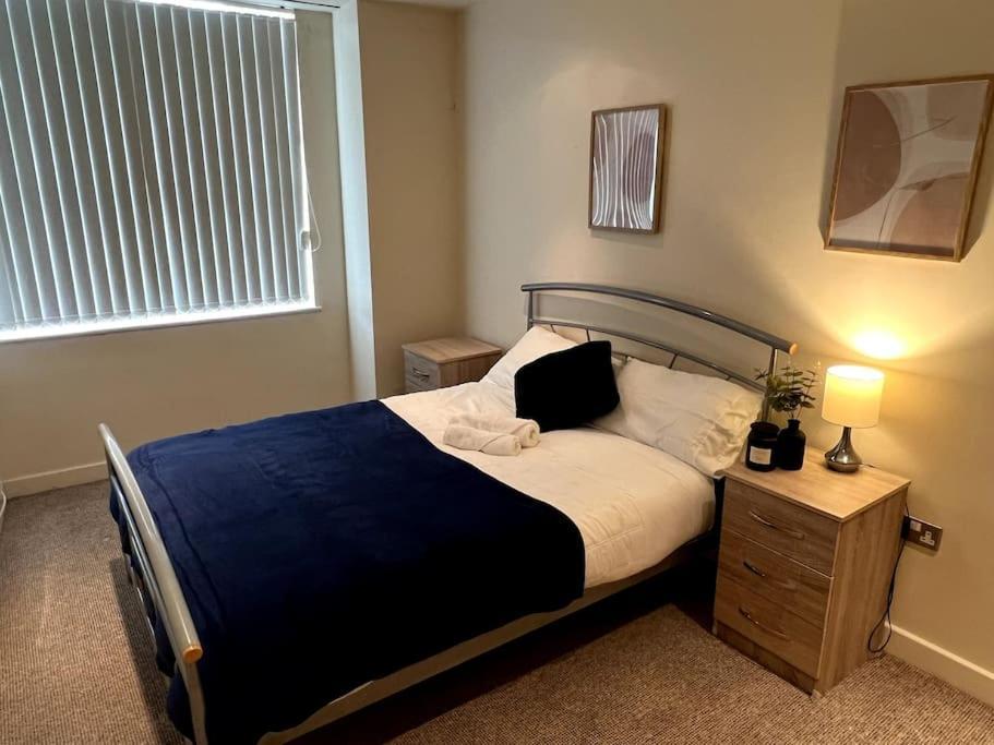 Entire Flat, 2 Bedroom & 2 Bathrooms In Birmingham Exterior photo